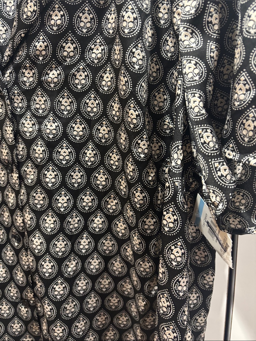 Halogen Black & White Short Sleeve Printed Blouse - Picture 3 of 5